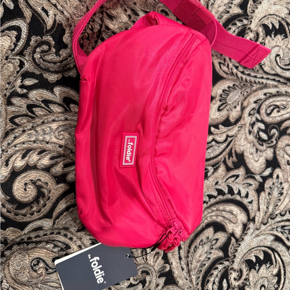 Foldie Vibrant Pink Crossbody Bag